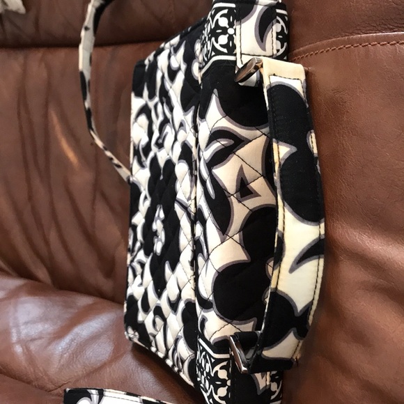 VERA BRADLEY PURSE - Picture 9 of 10